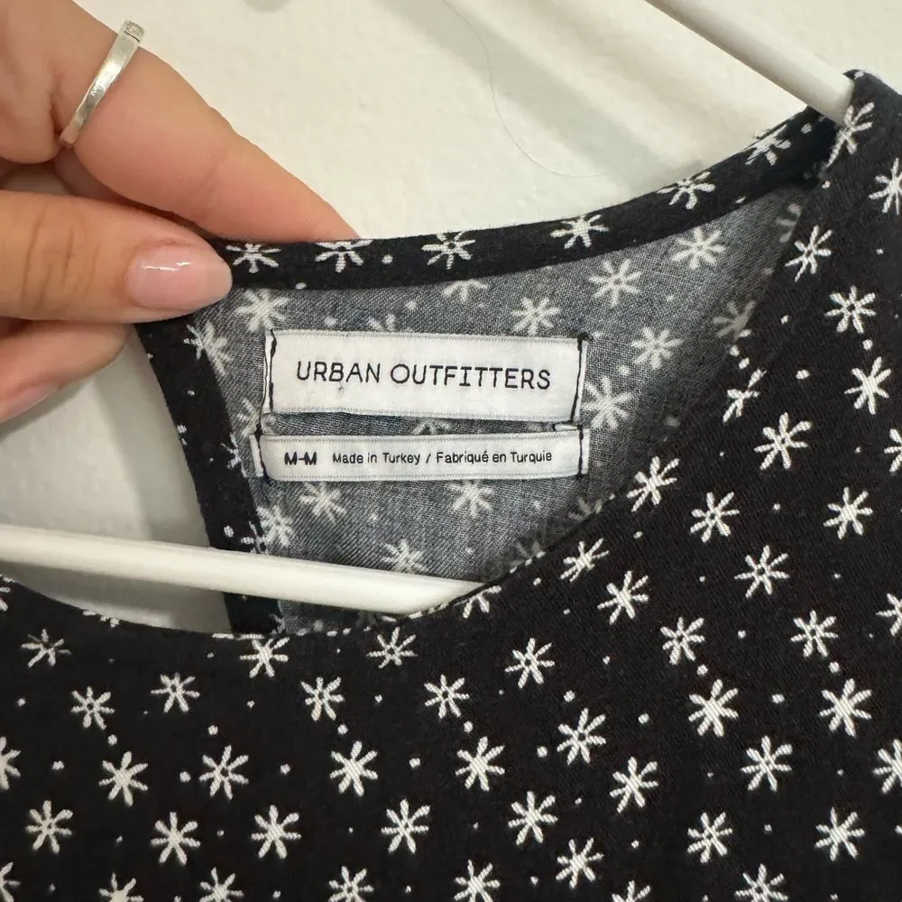 Urban outfitters black floral dress - Picture 3 of 3